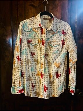Women’s Wrangler Cream Western Button-Down with Multi-Color Rodeo Print